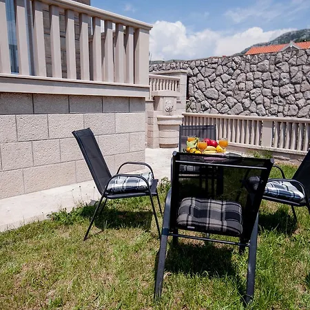 House Sunnyhill